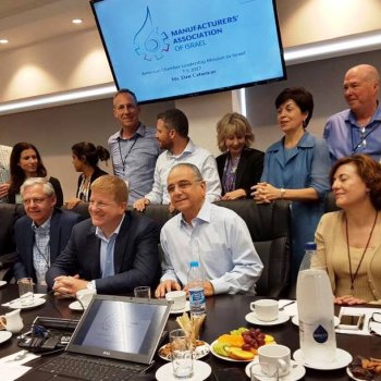 Chamber Hosts First Delegation of Heads of U.S. States and  Metro Chambers of Commerce